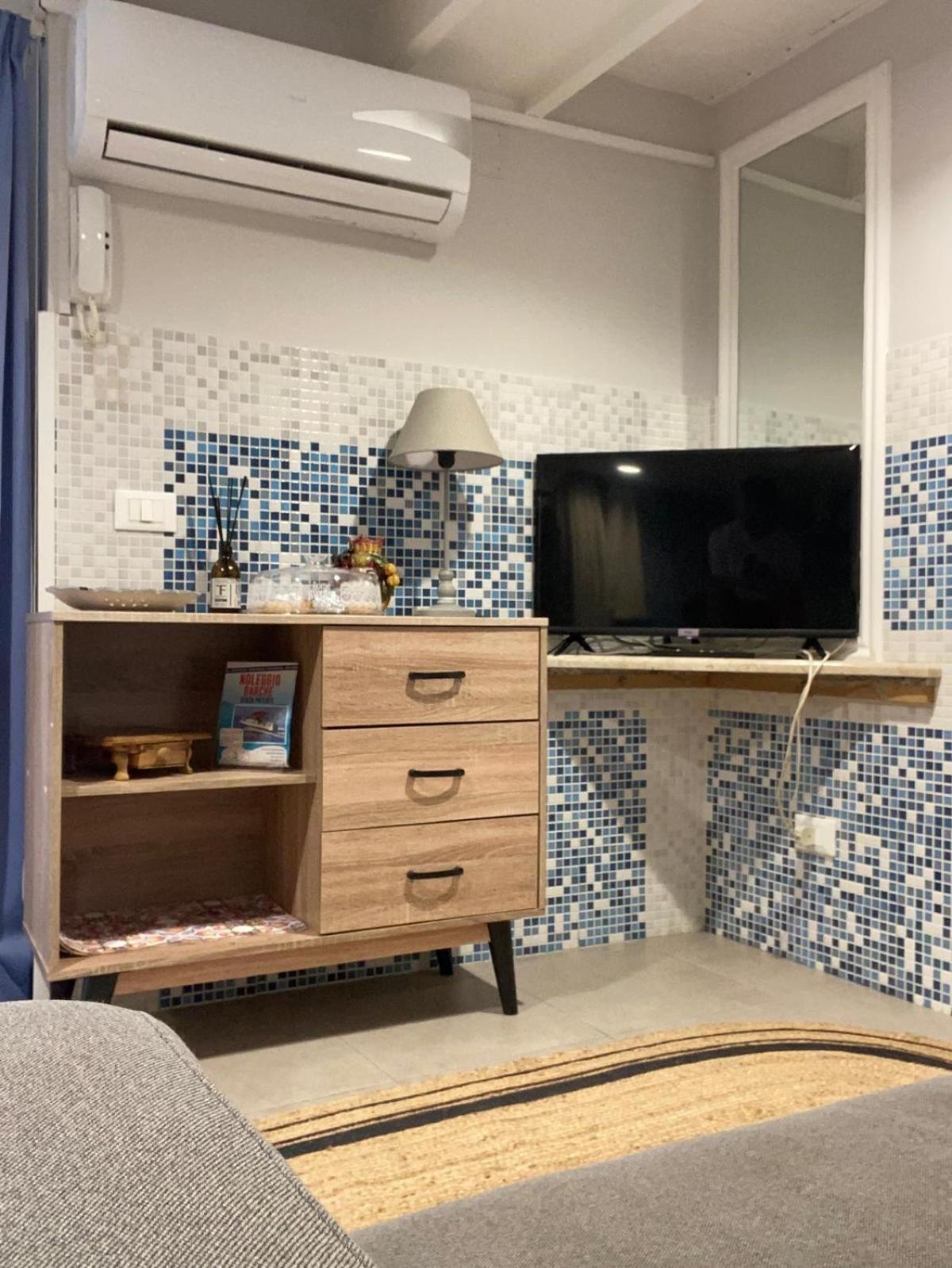 La Dimora Del Viaggiatore Luxury Apartments マツァーラ・デル・ヴァッロ エクステリア 写真